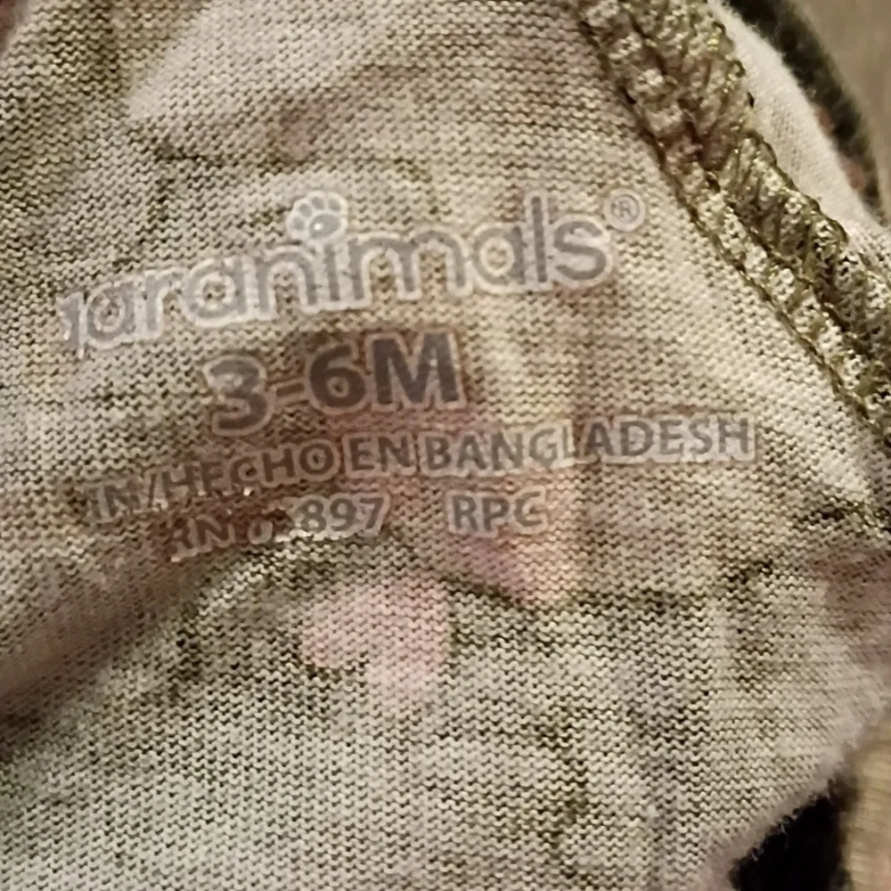 Garanimals Green and Pink Camouflage Bodysuit - Picture 7 of 7